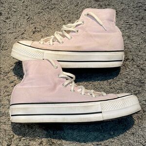 Converse Chuck Taylor platform